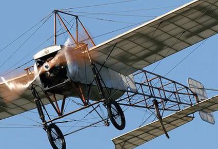   Blériot XI أقدم طائرة في العالم